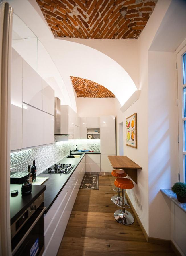 Casa Del Conte Massimiliano Roero Leilighet Cuneo Eksteriør bilde
